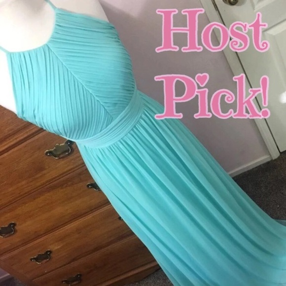 cindy Dresses & Skirts - 👗NWOT Fun Formal Dress And Shall!